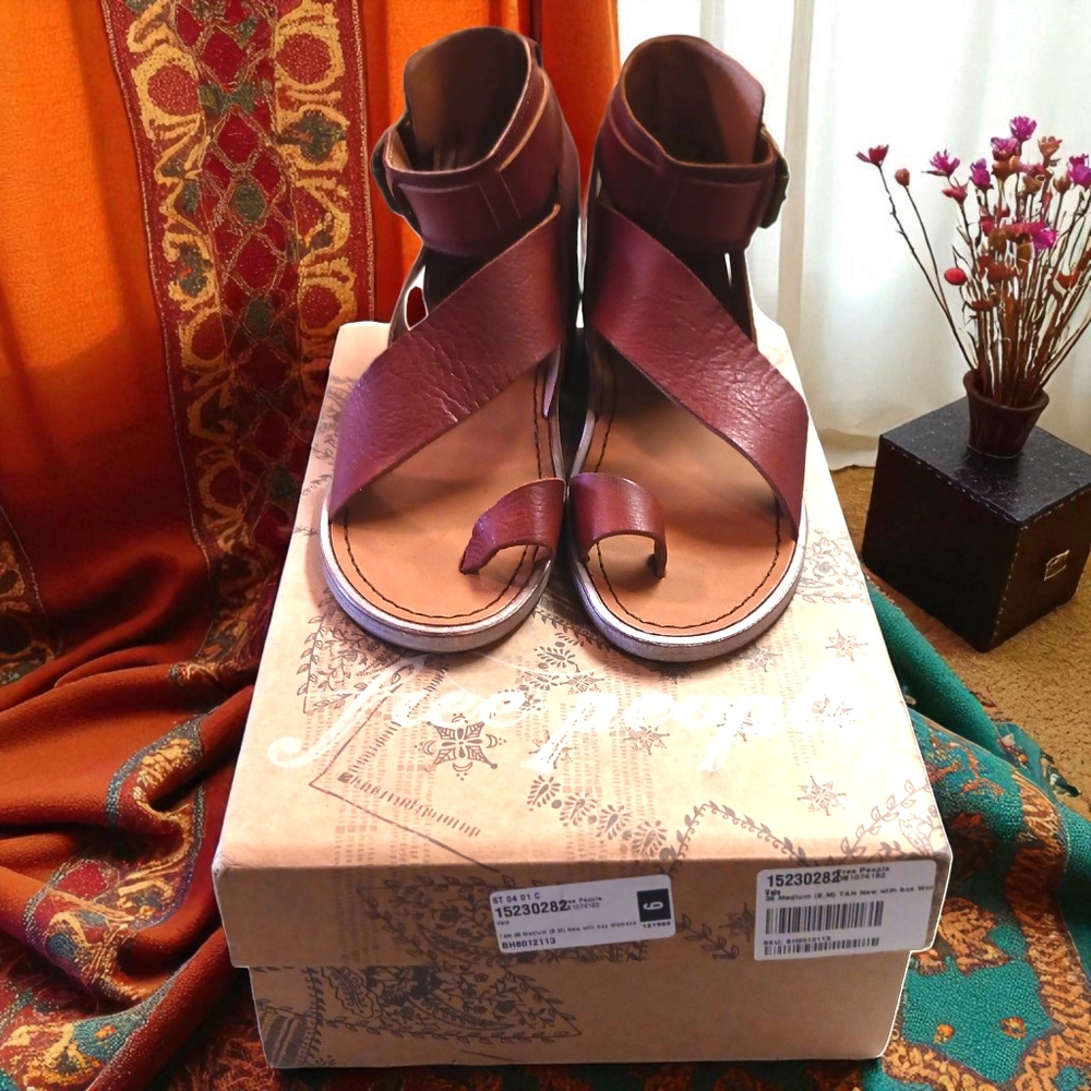 Free People Brown Leather Sandals Vale Size 36/ 5.5  $168 Retail - Picture 6 of 9